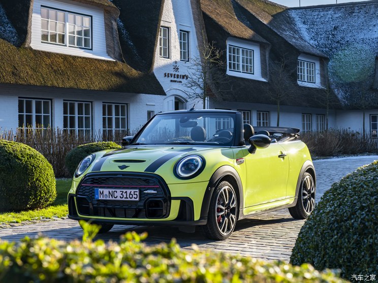 MINI JCW MINI JCW 2022款 JOHN COOPER WORKS Cabrio 欧洲版